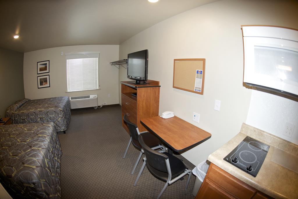 Woodspring Suites Williston Rum bild