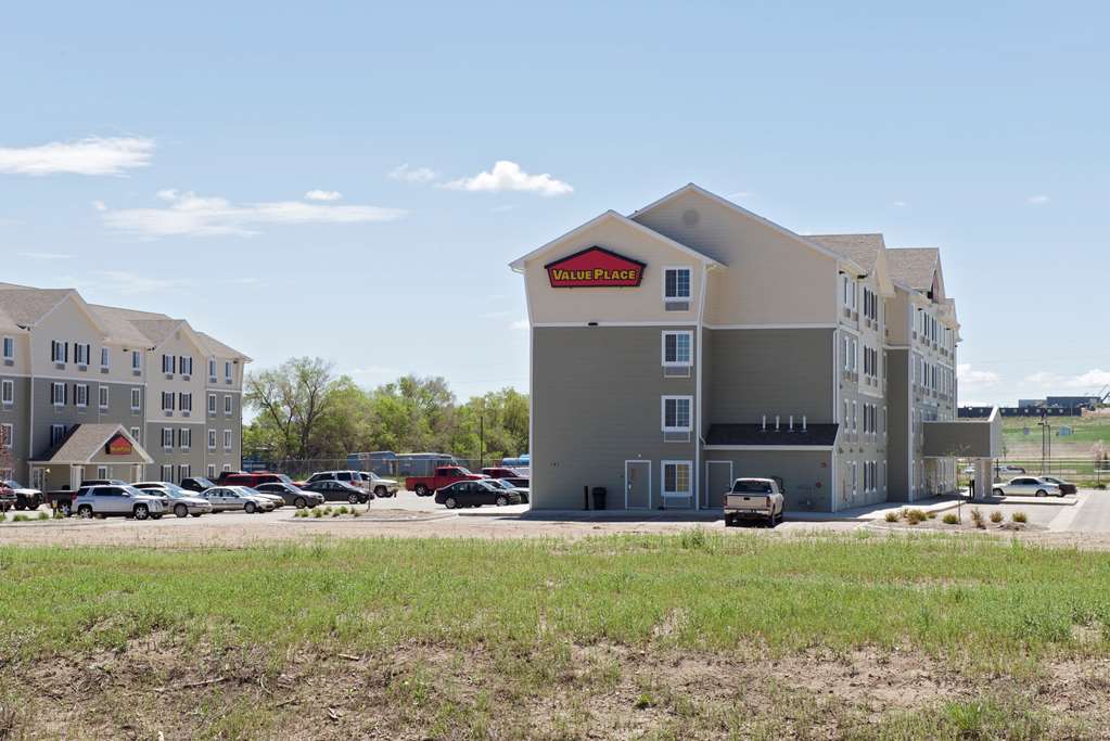 Woodspring Suites Williston Exteriör bild