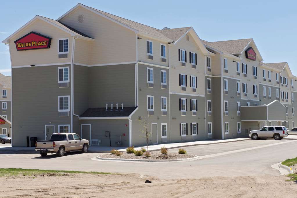 Woodspring Suites Williston Exteriör bild